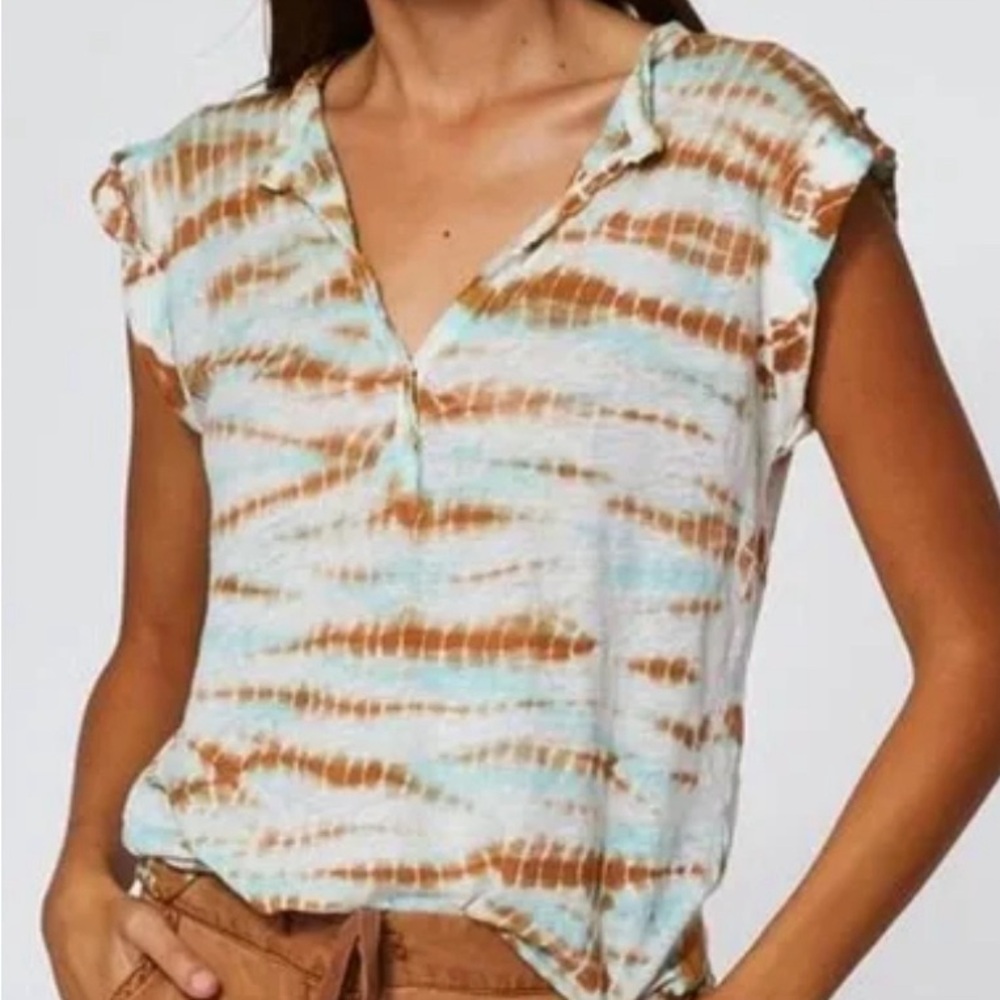 Young Fabulous & Broke 100% Linen Loni Tie Dye Top.